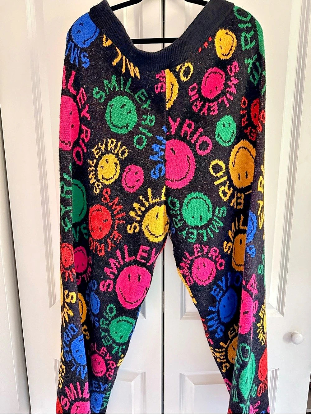 Farm Rio x Smiley Knit Pants - Picture 3 of 5
